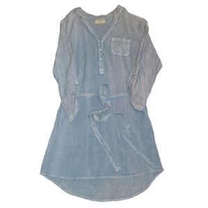 Bobbie Brooks size medium shirt dress. Adjustable sleeves, Pocket on front